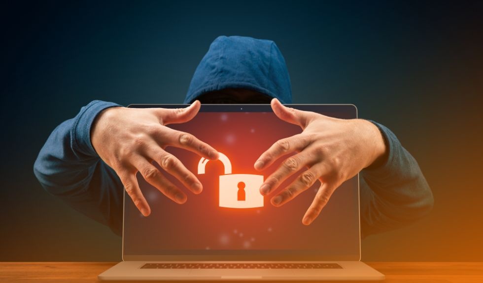 phishingové útoky Google Ads článek