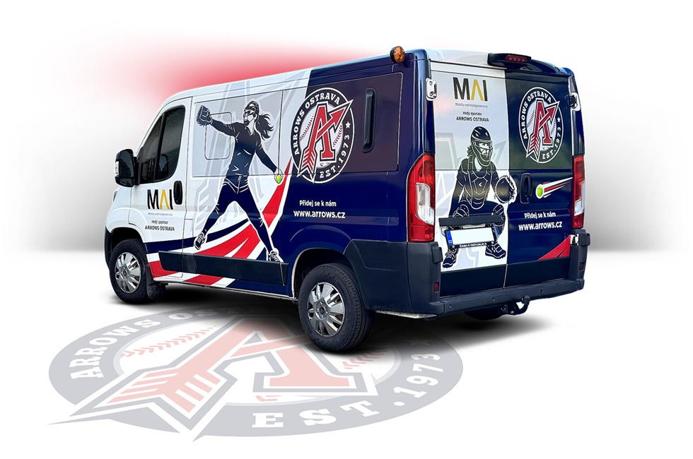 Polep auta pro Arrows Ostrava s klubovou grafikou a ilustracemi hráčů